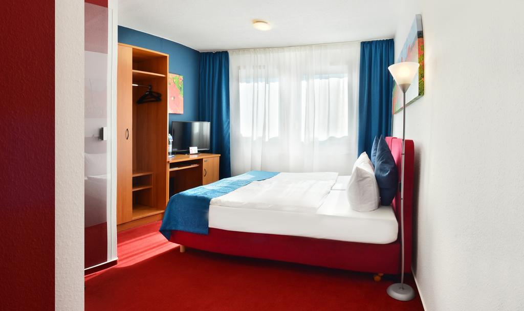Centra Hotel Шведт  Экстерьер фото