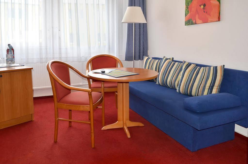 Centra Hotel Шведт  Экстерьер фото